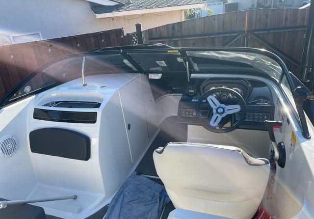 Bayliner VR6 BOWRIDER