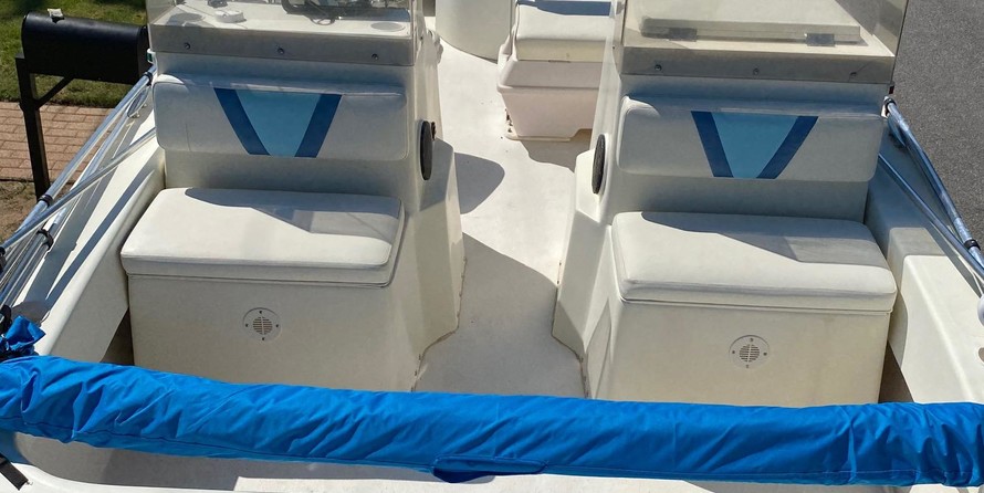 Twin vee 26 family fisherman