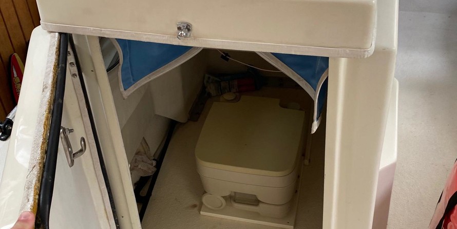 Twin vee 26 family fisherman