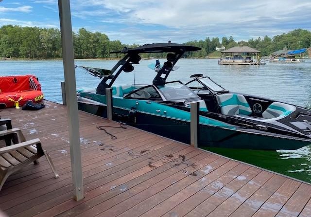 Malibu Wakesetter 24 MXZ