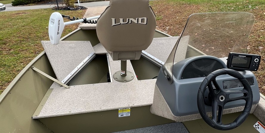 Lund Boats SSV 16