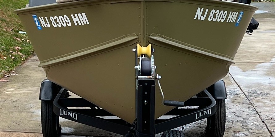 Lund Boats SSV 16