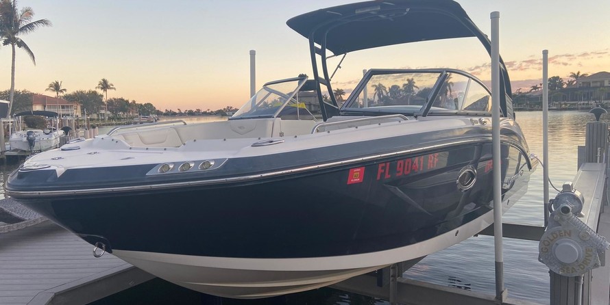 Chaparral 230 SunCoast