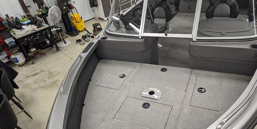 Crestliner 2050 Authority
