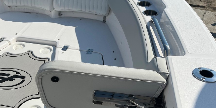 Sea Fox 228 Commander