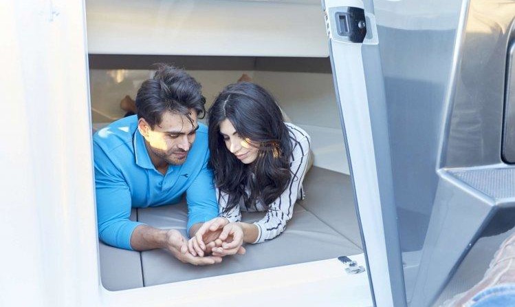 Quicksilver Activ 675 Sundeck