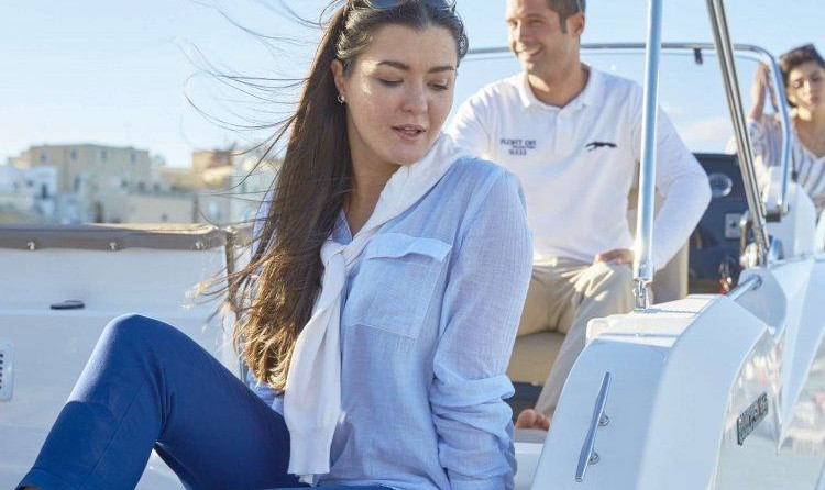 Quicksilver Activ 675 Sundeck