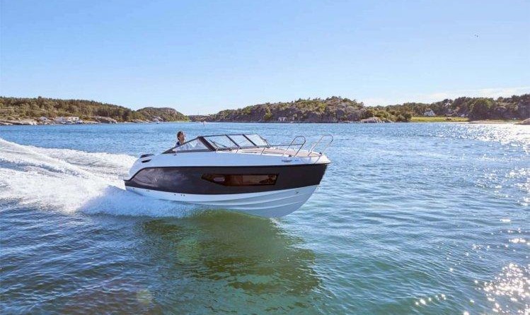 Quicksilver Activ 755 Cruiser