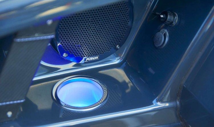 Quicksilver Activ 755 Cruiser