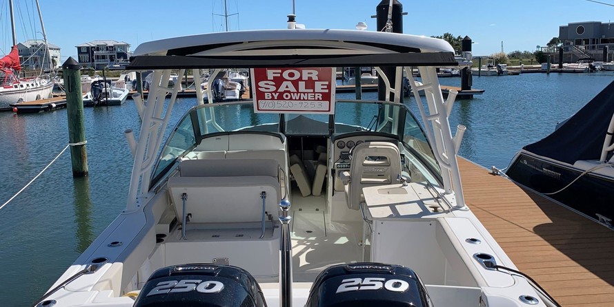 Boston Whaler 270 Vantage