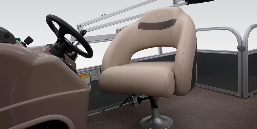 Sun Tracker Party Barge 18 DLX