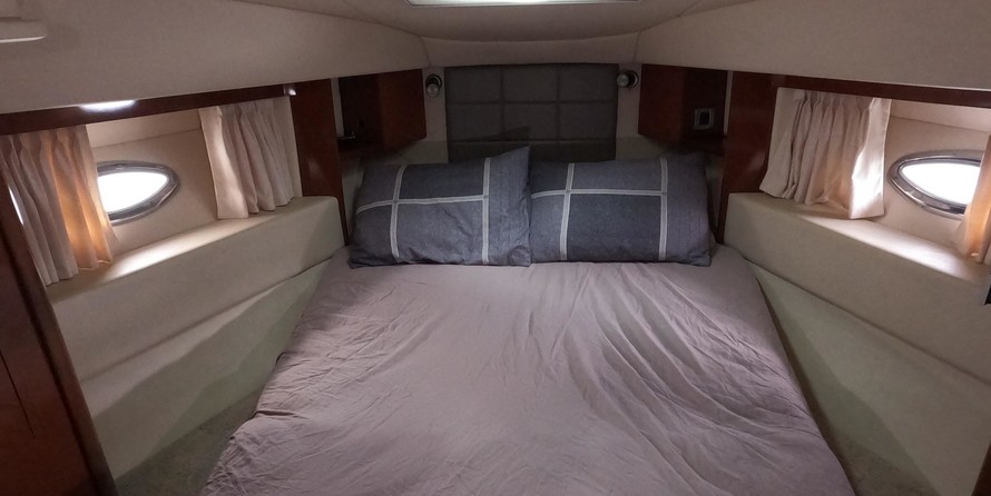 Sea ray sedan bridge