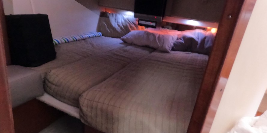 Sea ray sedan bridge