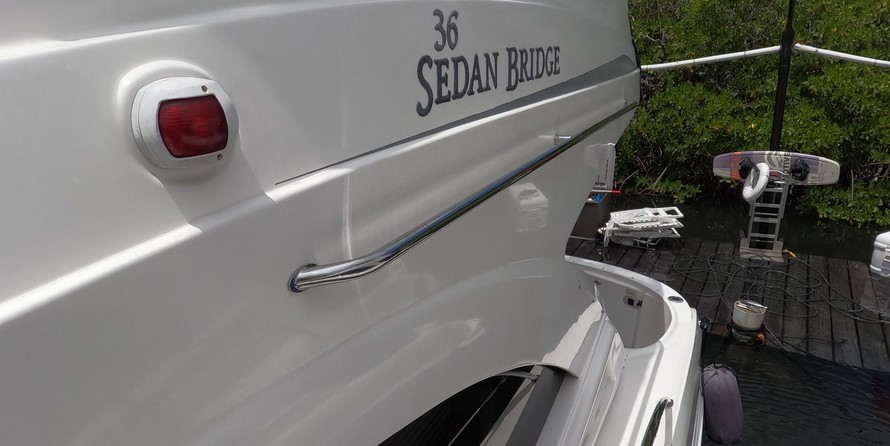 Sea ray sedan bridge