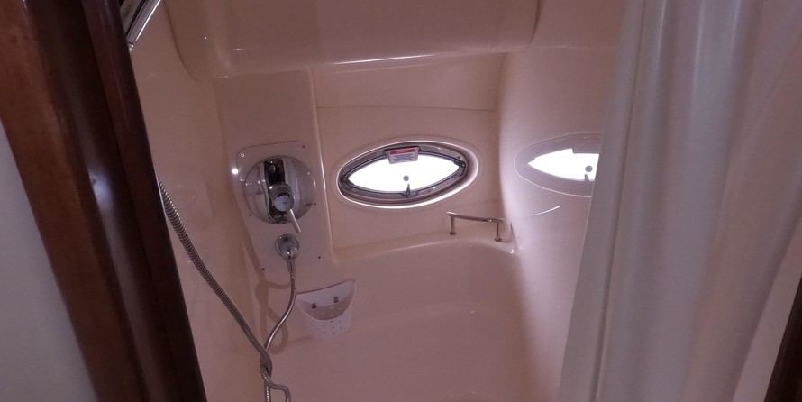 Sea ray sedan bridge