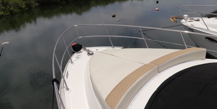 Sea ray sedan bridge