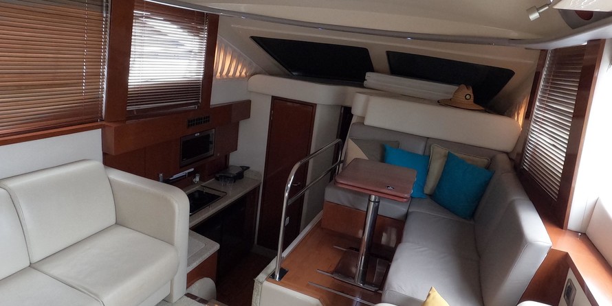 Sea ray sedan bridge