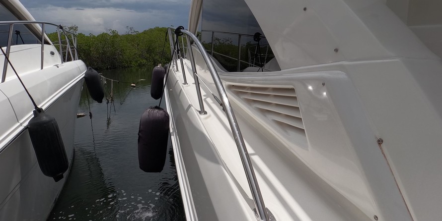 Sea ray sedan bridge