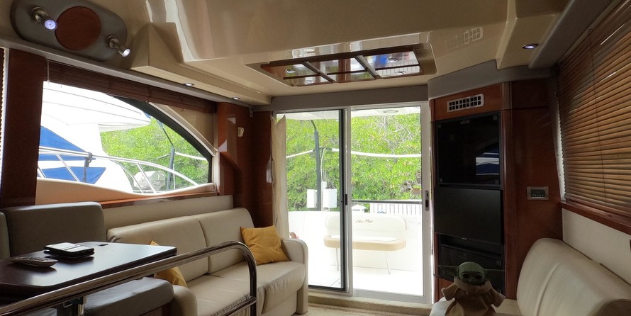 Sea ray sedan bridge