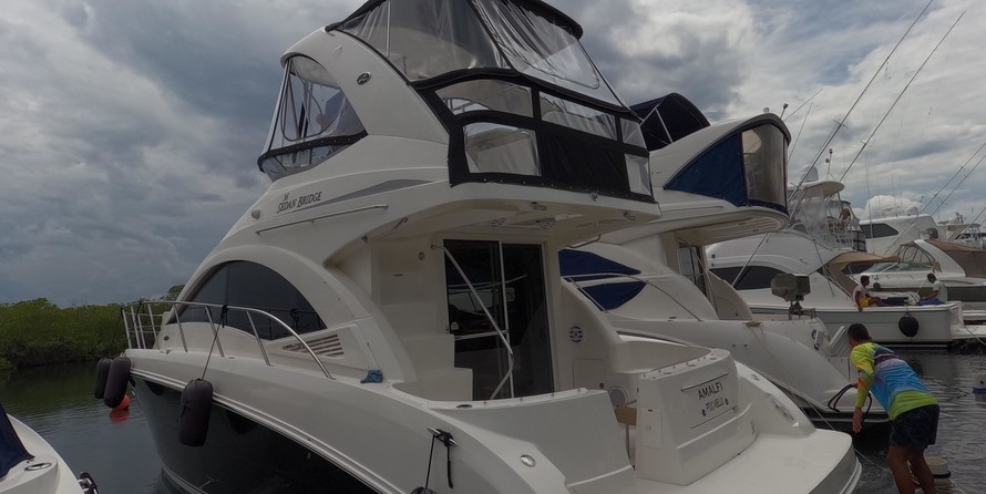 Sea ray sedan bridge