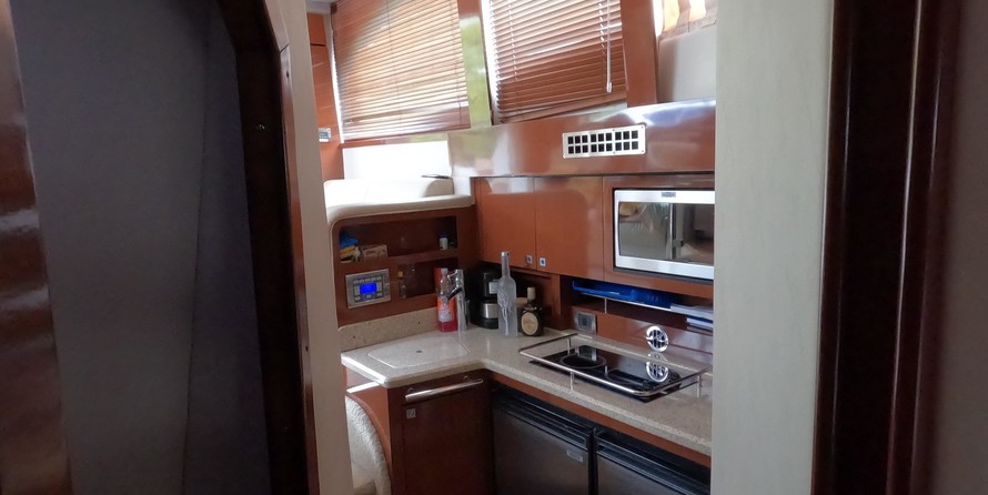 Sea ray sedan bridge