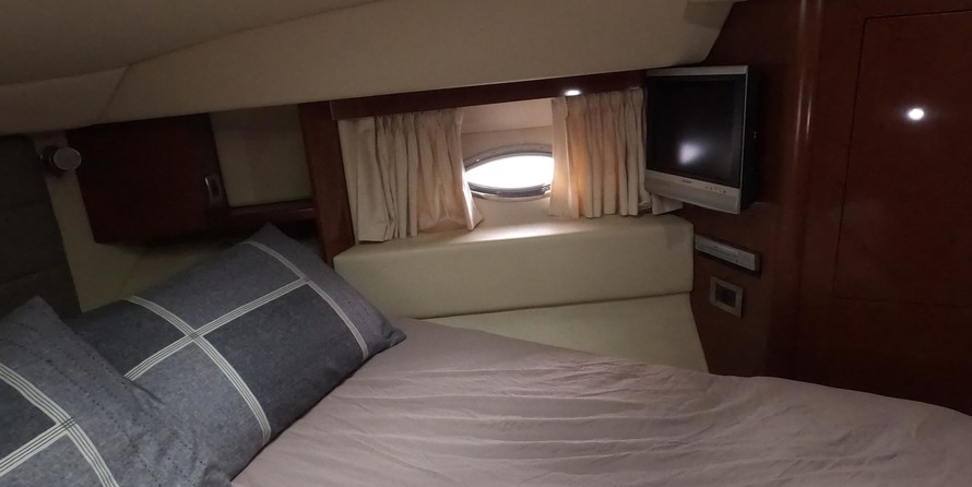 Sea ray sedan bridge