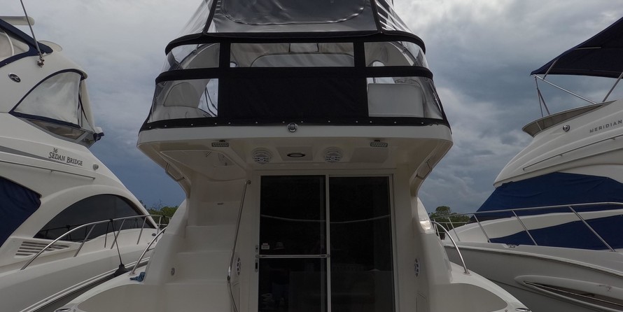 Sea ray sedan bridge