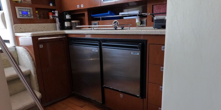 Sea ray sedan bridge