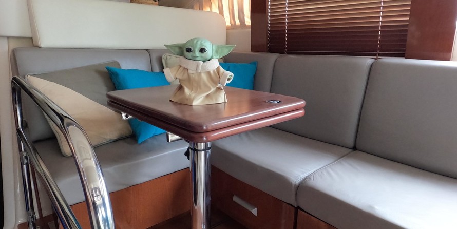 Sea ray sedan bridge