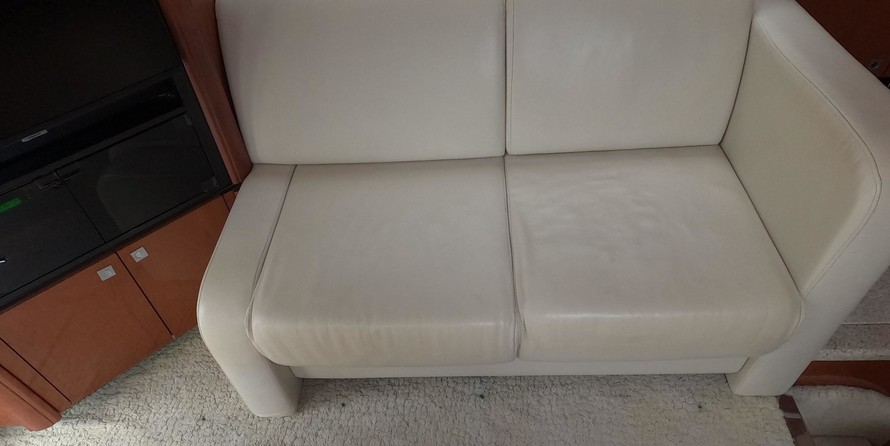 Sea ray sedan bridge