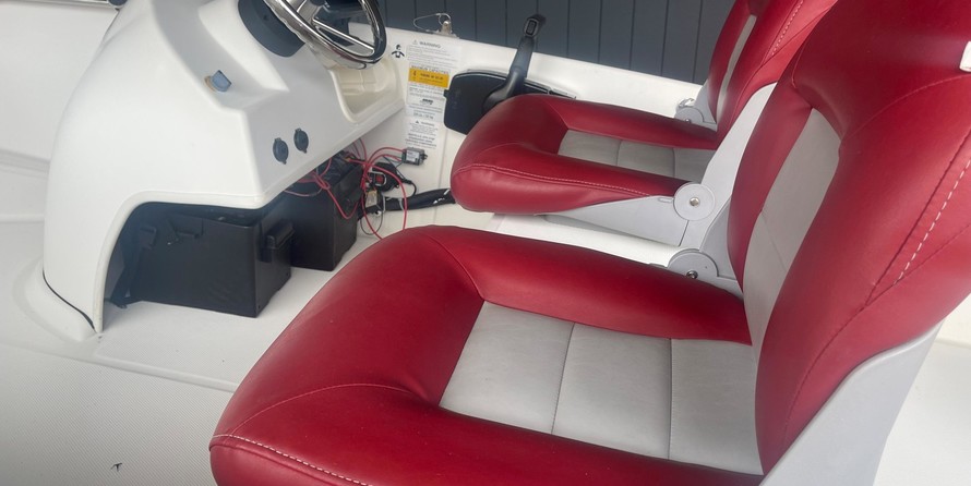 Boston Whaler 130 Super Sport
