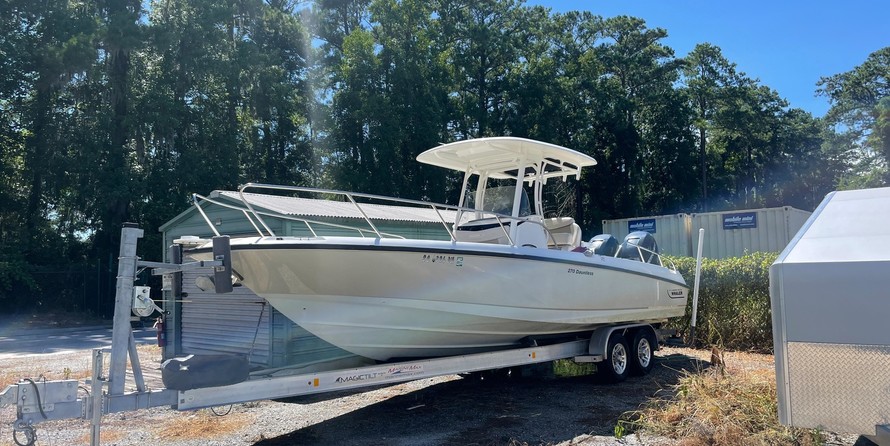 Boston Whaler 270 Dauntless