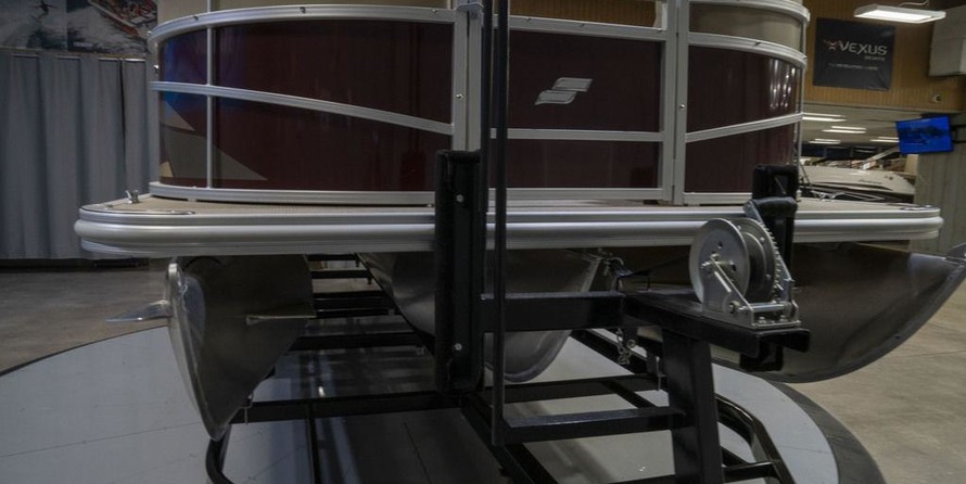 Starcraft Marine EX 22 R