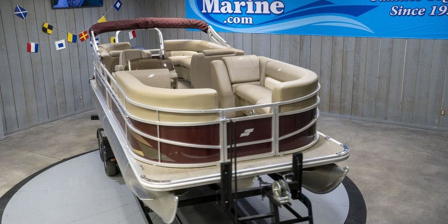 Starcraft Marine EX 22 R