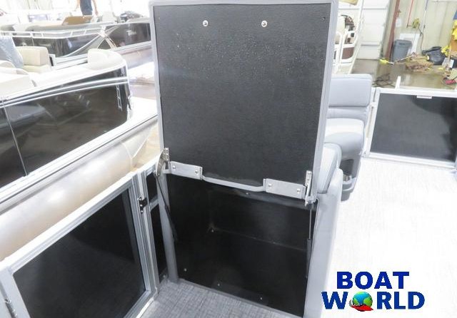 Tahoe LTZ 2185 Cruise Rear Bench (CRB) Pontoon & Honda 4