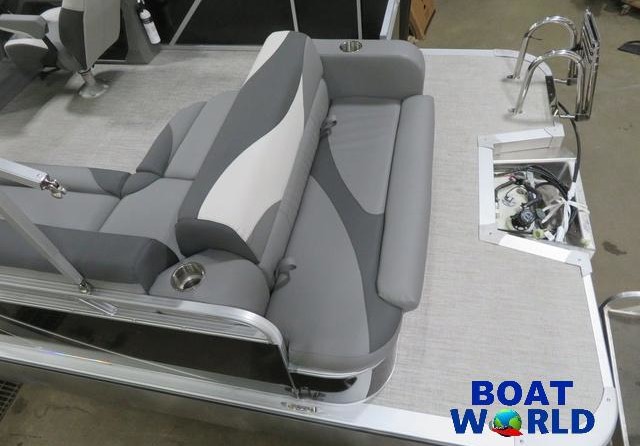 Tahoe LTZ 2185 Cruise Rear Bench (CRB) Pontoon & Honda 4