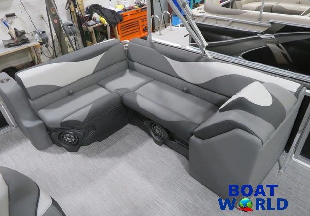 Tahoe LTZ 2185 Cruise Rear Bench (CRB) Pontoon & Honda 4