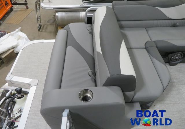 Tahoe LTZ 2185 Cruise Rear Bench (CRB) Pontoon & Honda 4