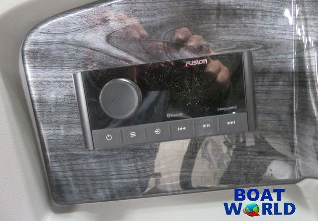 Tahoe LTZ 2185 Cruise Rear Bench (CRB) Pontoon & Honda 4