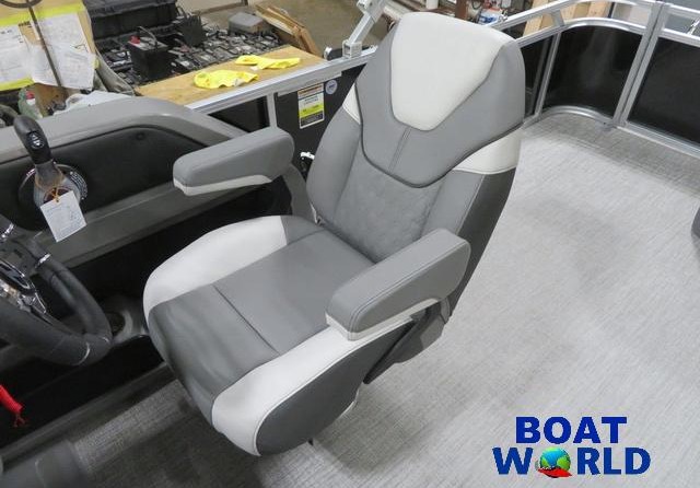 Tahoe LTZ 2185 Cruise Rear Bench (CRB) Pontoon & Honda 4