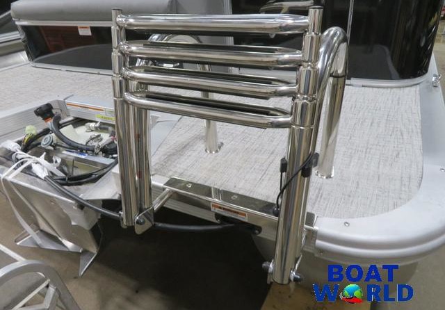 Tahoe LTZ 2185 Cruise Rear Bench (CRB) Pontoon & Honda 4