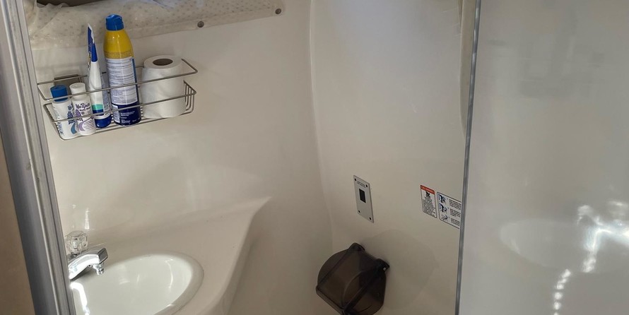 Chaparral 240 Signature