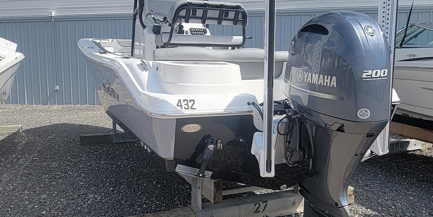 Nauticstar 2302 legacy