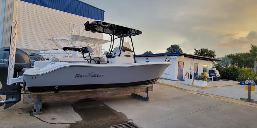 Nauticstar 2302 legacy