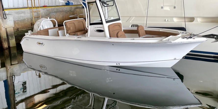 Sea Ray hunt ultra 211