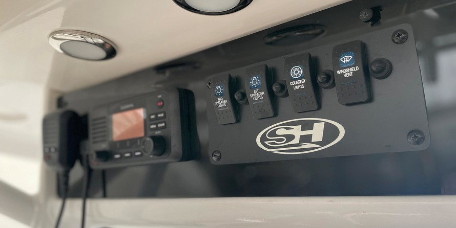 Sea Ray hunt ultra 211