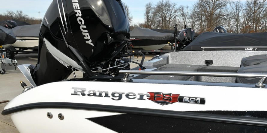 Everglades 230 cc w/ 250 verado