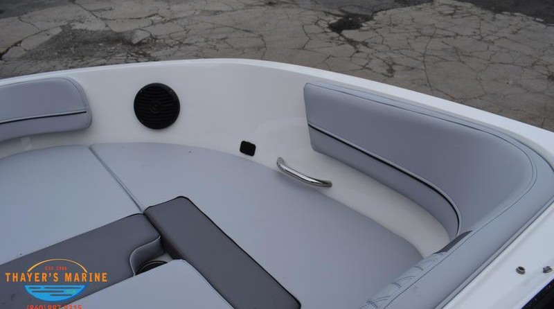 Bayliner VR6 BOWRIDER