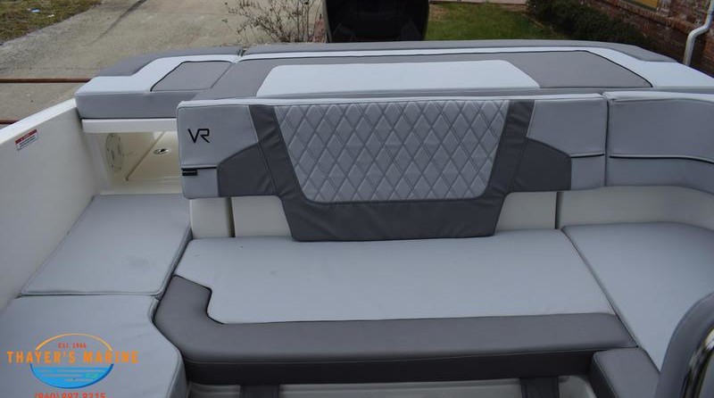 Bayliner VR6 BOWRIDER