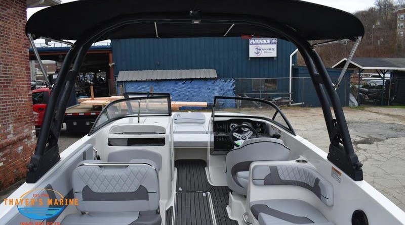 Bayliner VR6 BOWRIDER